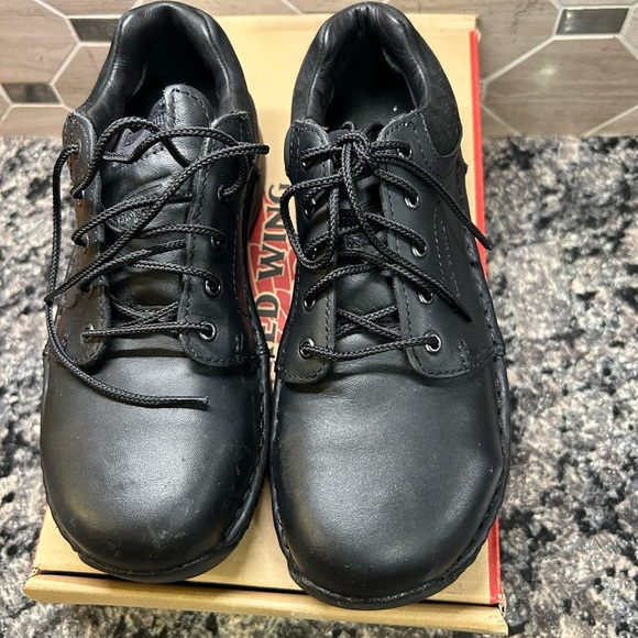 RED WING 2323 Size 5.5 Leather Aluminum Toe Work Oil Resistant Steel Oxford Shoe - Picture 11 of 14